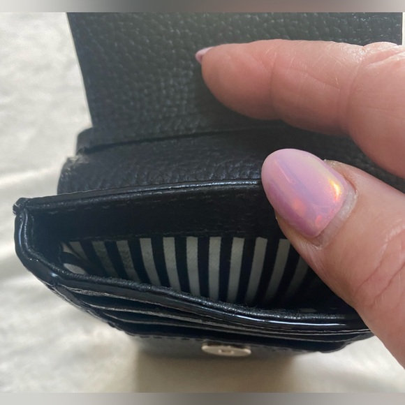 Kate Spade Phone Crossbody Bag Color: Black - Picture 9 of 10